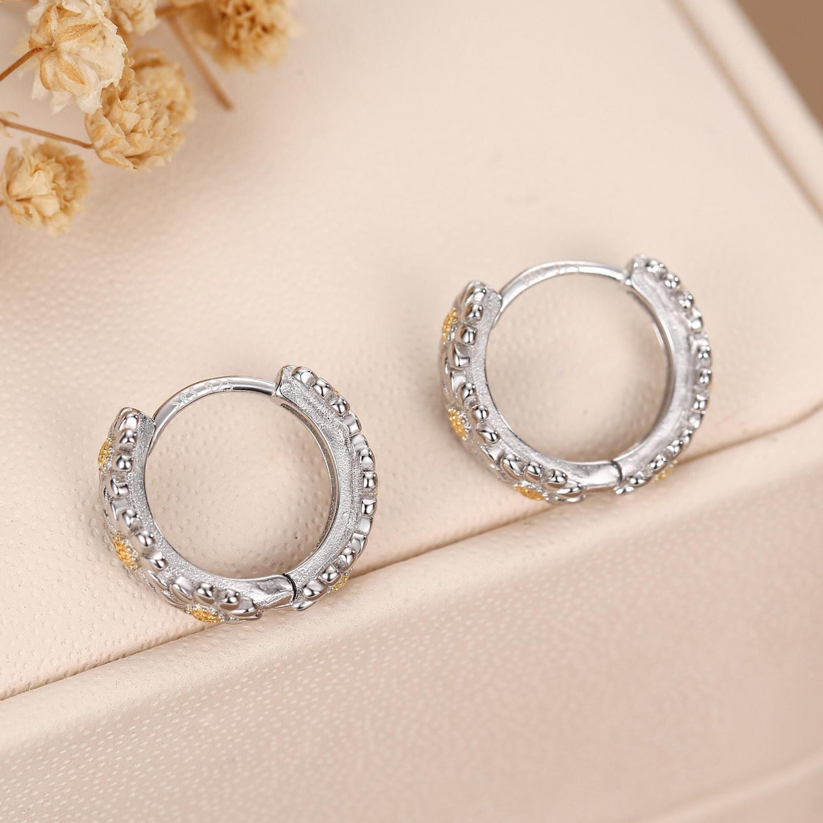 Daisy Flower Chain Huggie Hoop in Sterling Silver, Partial Gold Coated, Flower hoop Earrings, Floral Earrings, 10mm Inner Diameter