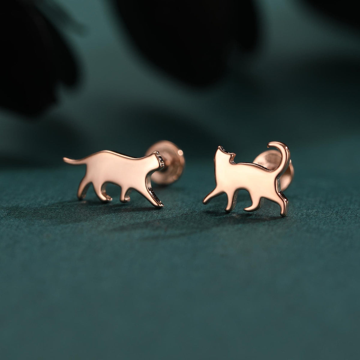 Sterling Silver Asymmetric Cat 16G Flat Back Labret Earrings, Animal