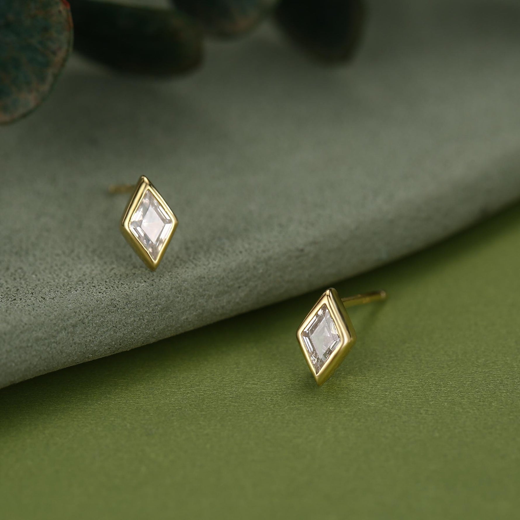 Sterling Silver Clear CZ Rhombus Stud Earrings