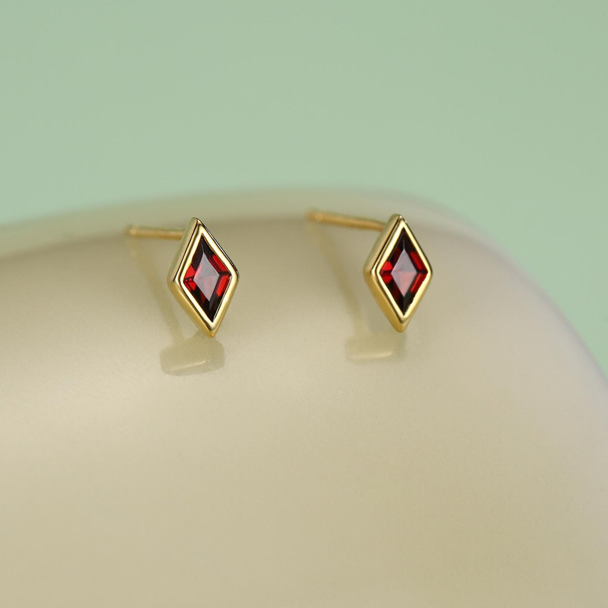 Sterling Silver Garnet Red CZ Rhombus Stud Earrings