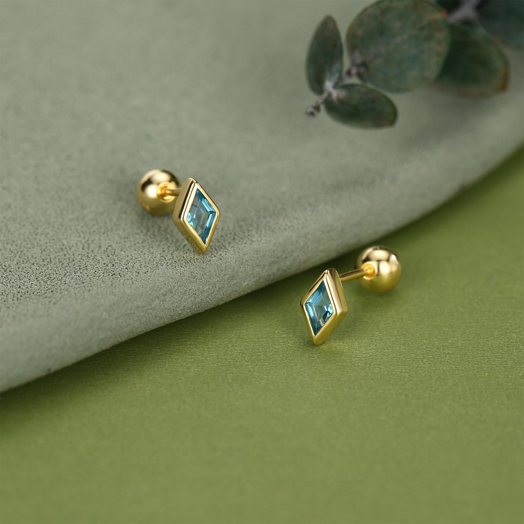 Sterling Silver Sky Blue CZ 18G Screw Back Rhombus Stud Earrings