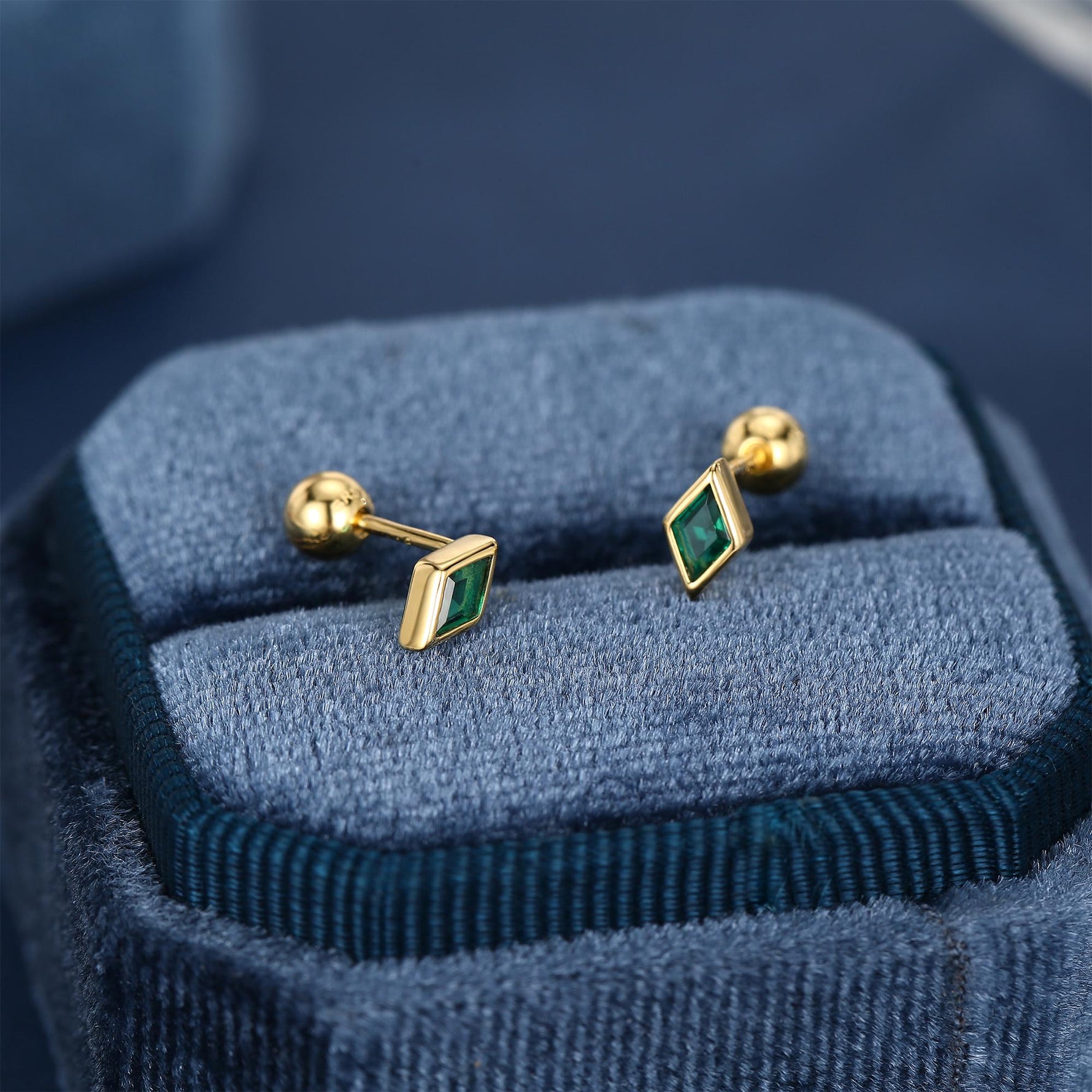 Sterling Silver Emerald Green CZ 18G Screw Back Rhombus Stud Earrings