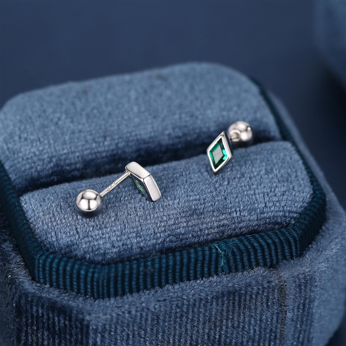Sterling Silver Emerald Green CZ 18G Screw Back Rhombus Stud Earrings