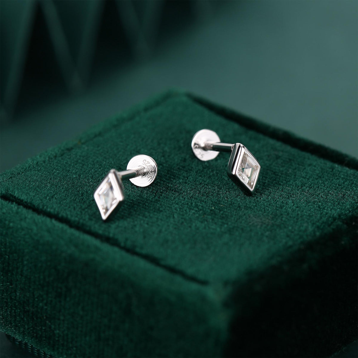 Sterling Silver Clear CZ Rhombus 16G Flat Back Labret Earrings
