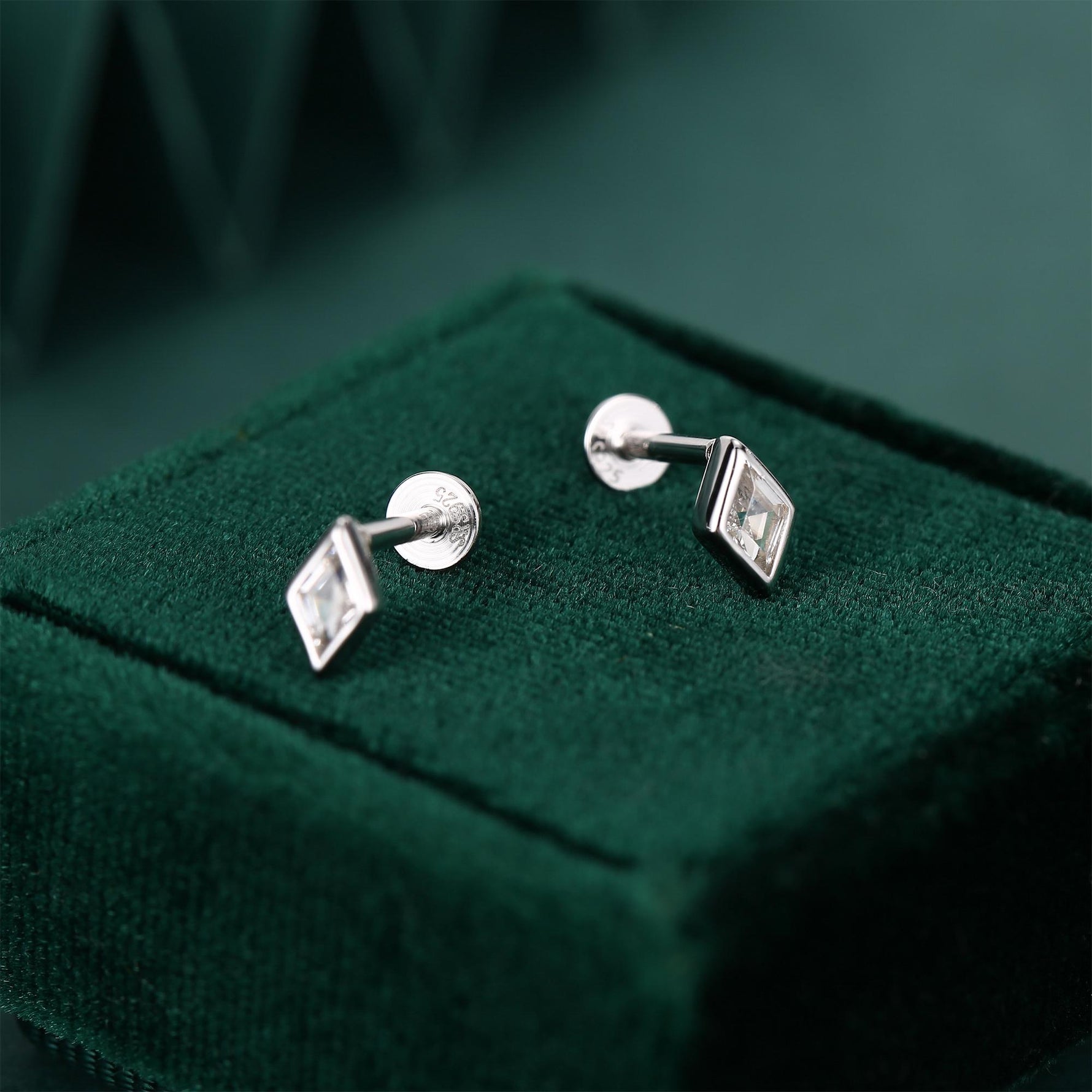 Sterling Silver Clear CZ Rhombus 16G Flat Back Labret Earrings