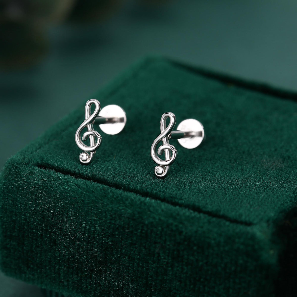 Sterling Silver Treble Clef 16G Flat Back Labret Earrings
