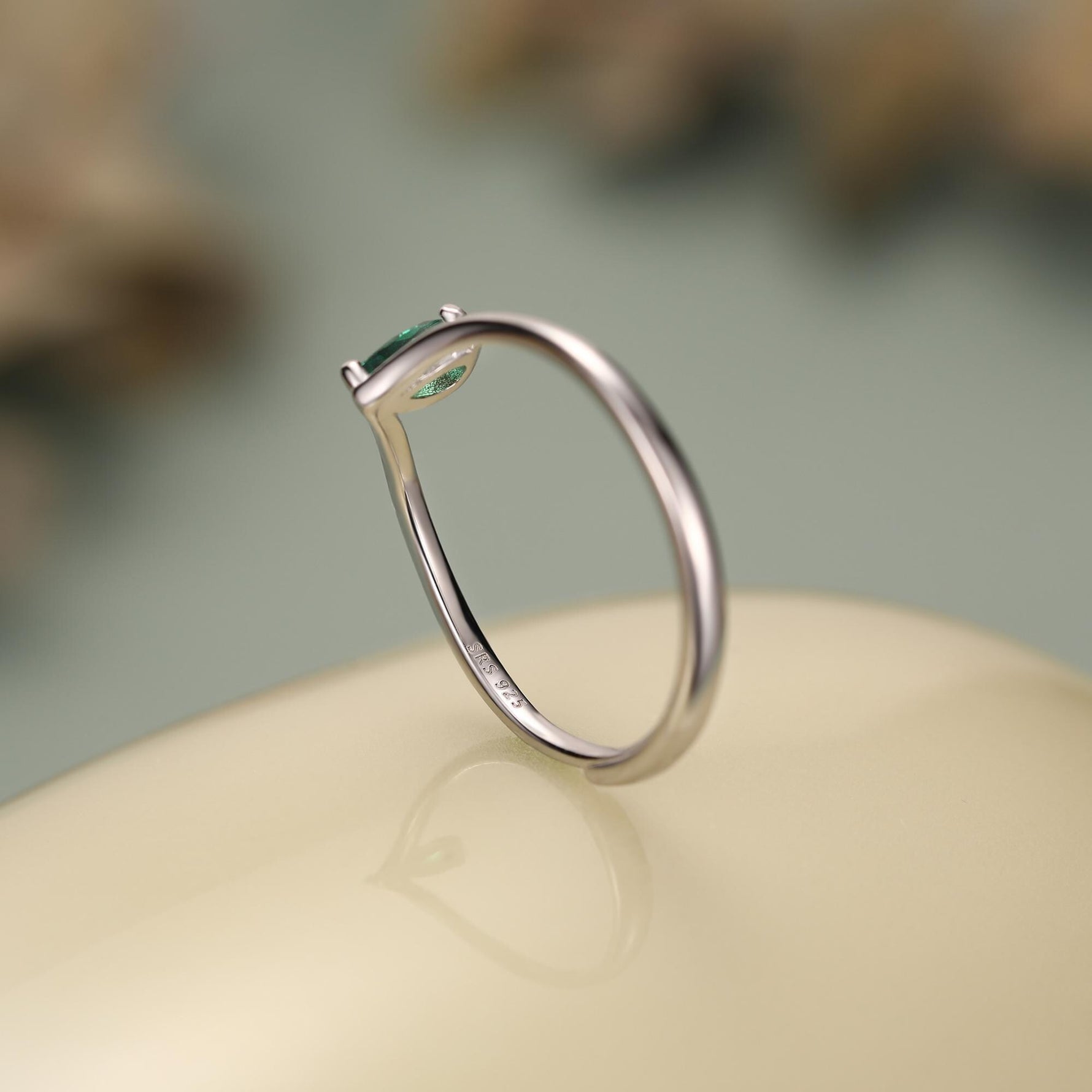 Emerald Green CZ Droplet Chevron Ring in Sterling Silver, 3x5mm, Prong Set Pear Cut V Ring, Adjustable Size, May Birthstone