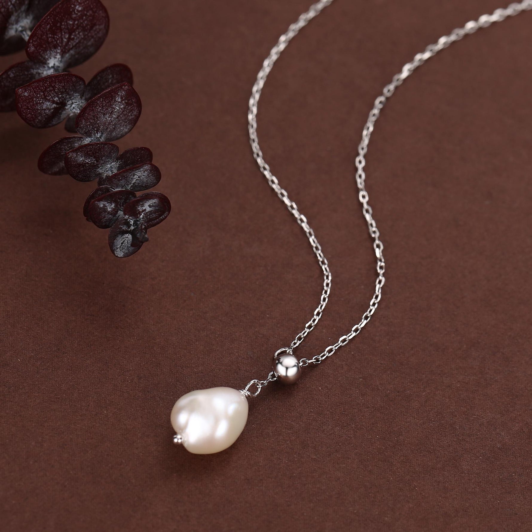 Natural Baroque Pearl Adjustable Lariat Pendant Necklace in Sterling Silver