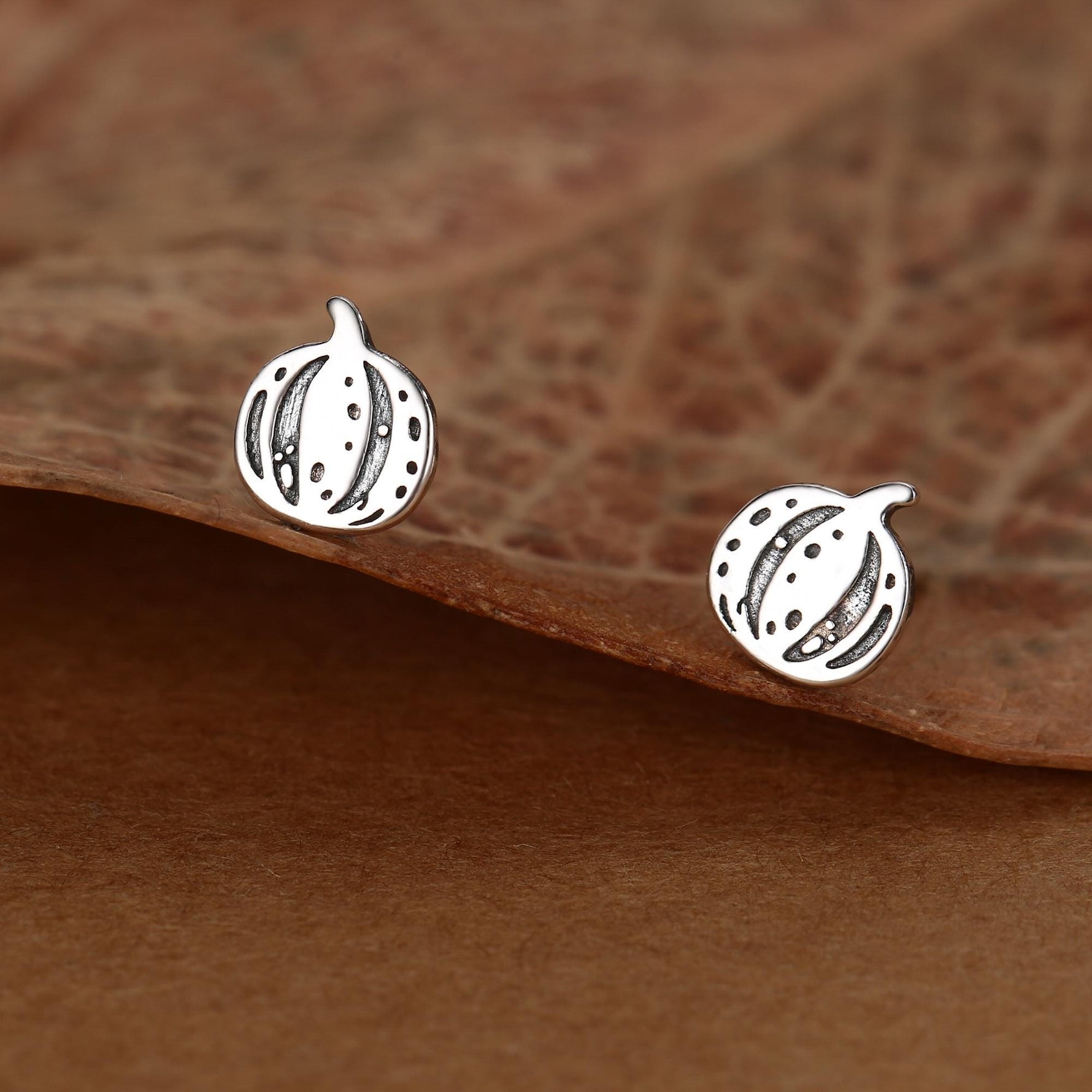 Pumpkin Squash Stud Earrings in Sterling Silver, Silver, Gold or Rose Gold, Small Stripy Pumpkin Earrings, Halloween Earrings