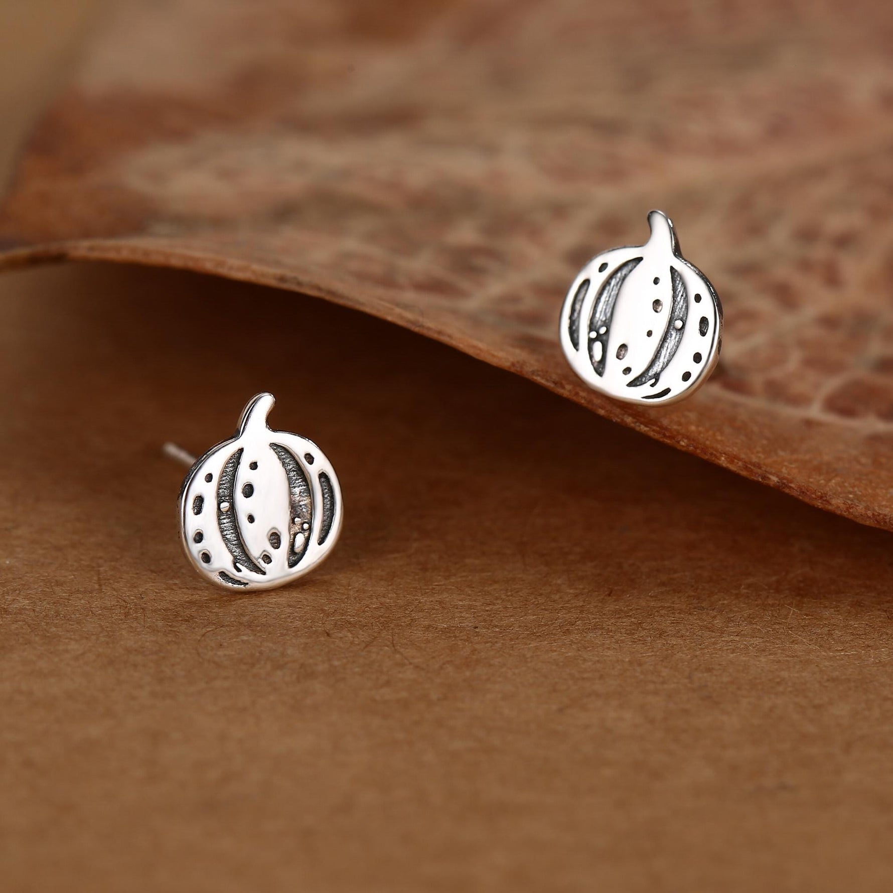 Pumpkin Squash Stud Earrings in Sterling Silver, Silver, Gold or Rose Gold, Small Stripy Pumpkin Earrings, Halloween Earrings