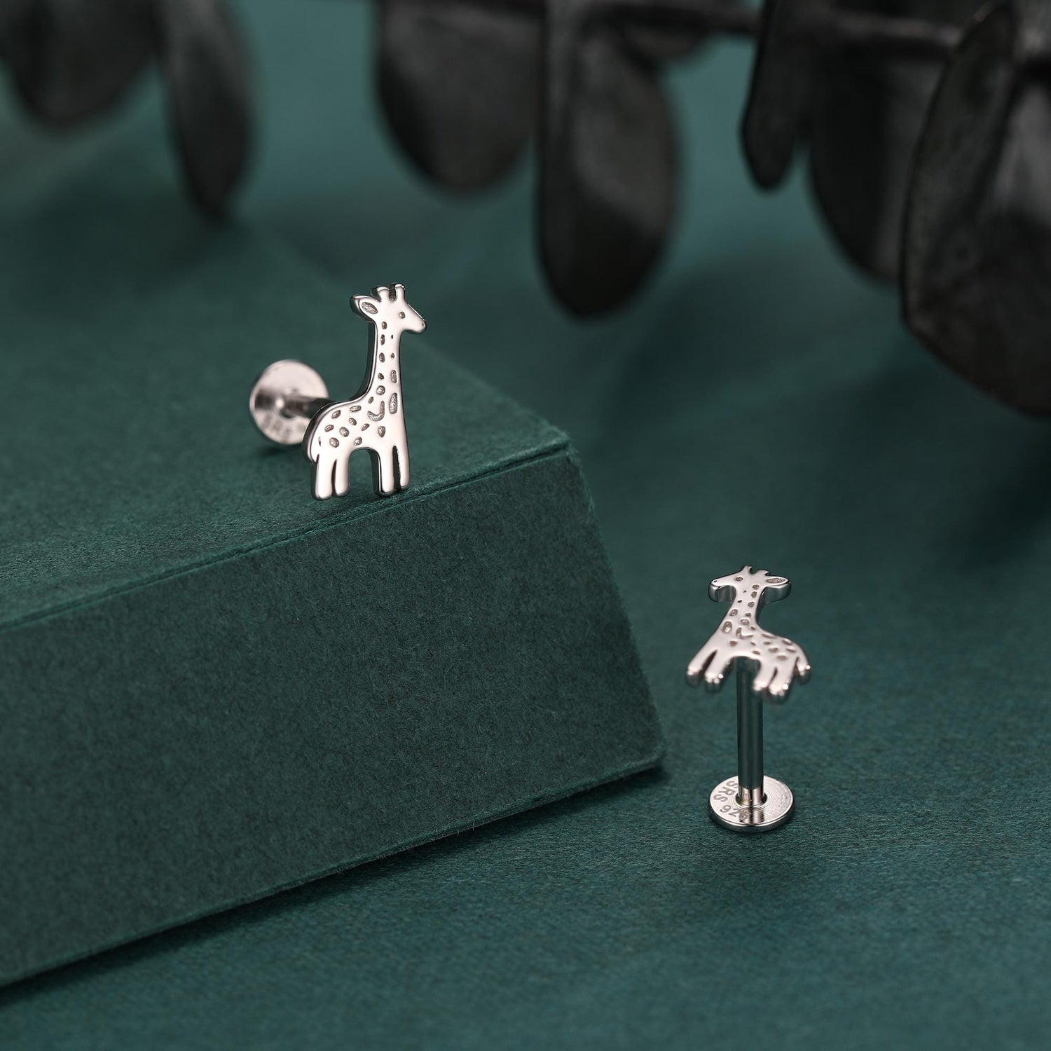 Sterling Silver Giraffe 16G Flat Back Labret Earrings, Animal