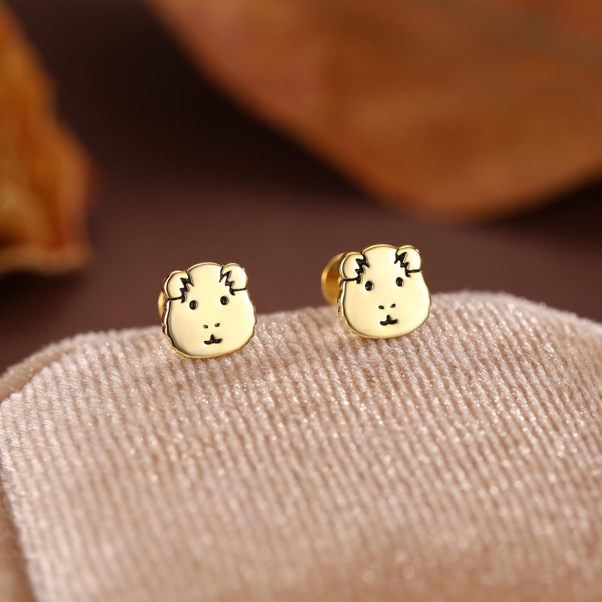 Sterling Silver Guinea Pig 16G Flat Back Labret Earrings, Animal