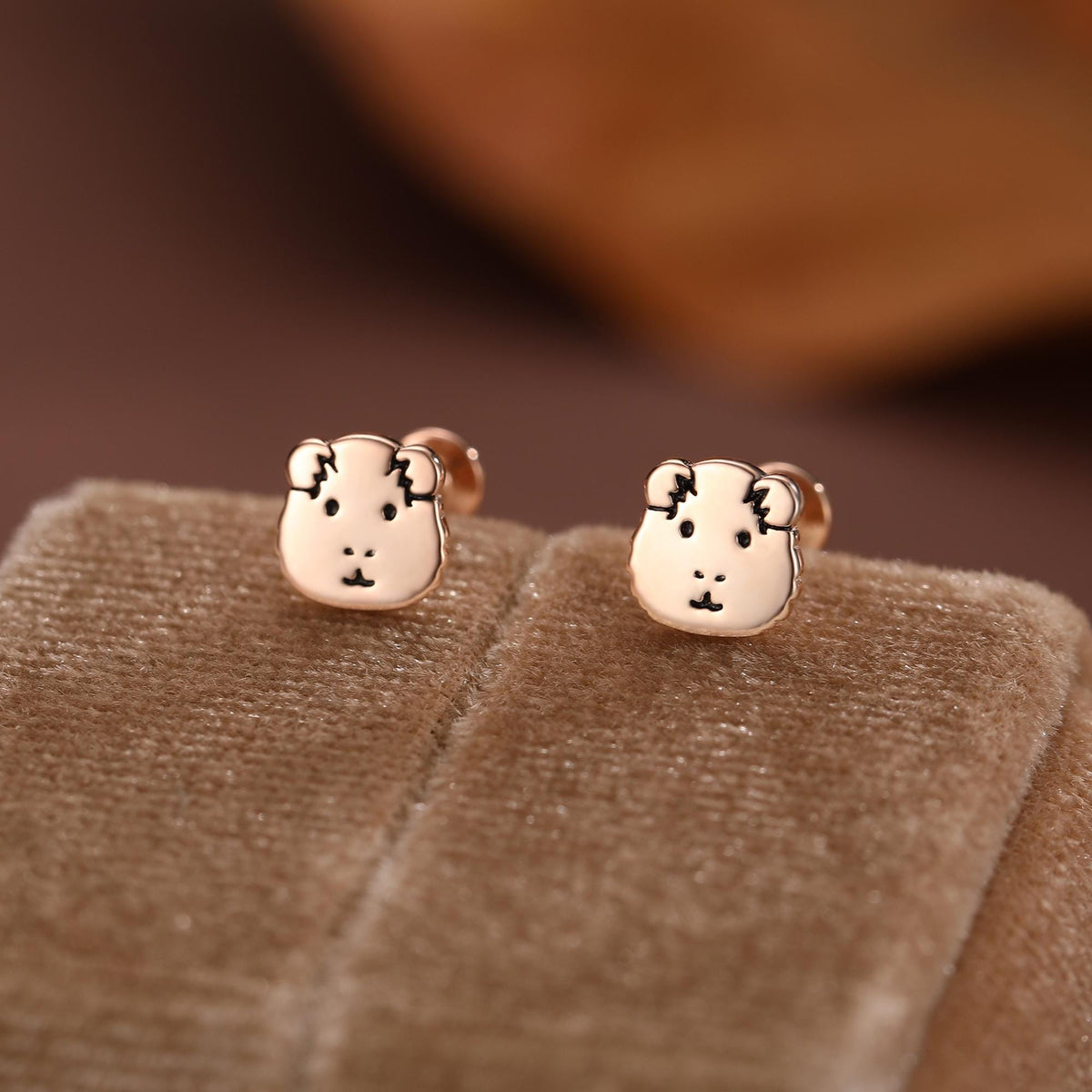 Sterling Silver Guinea Pig 16G Flat Back Labret Earrings, Animal