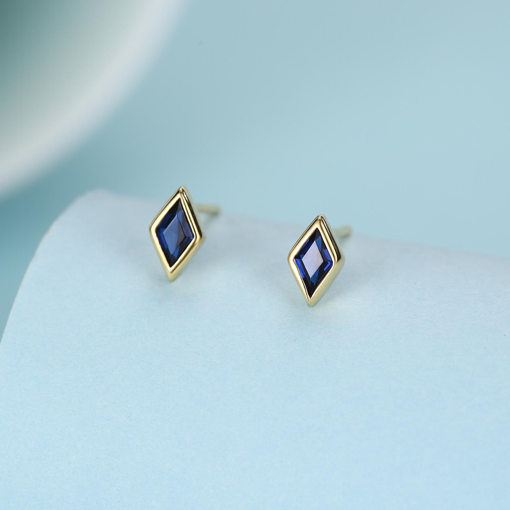 Sterling Silver Sapphire Blue CZ Rhombus Stud Earrings