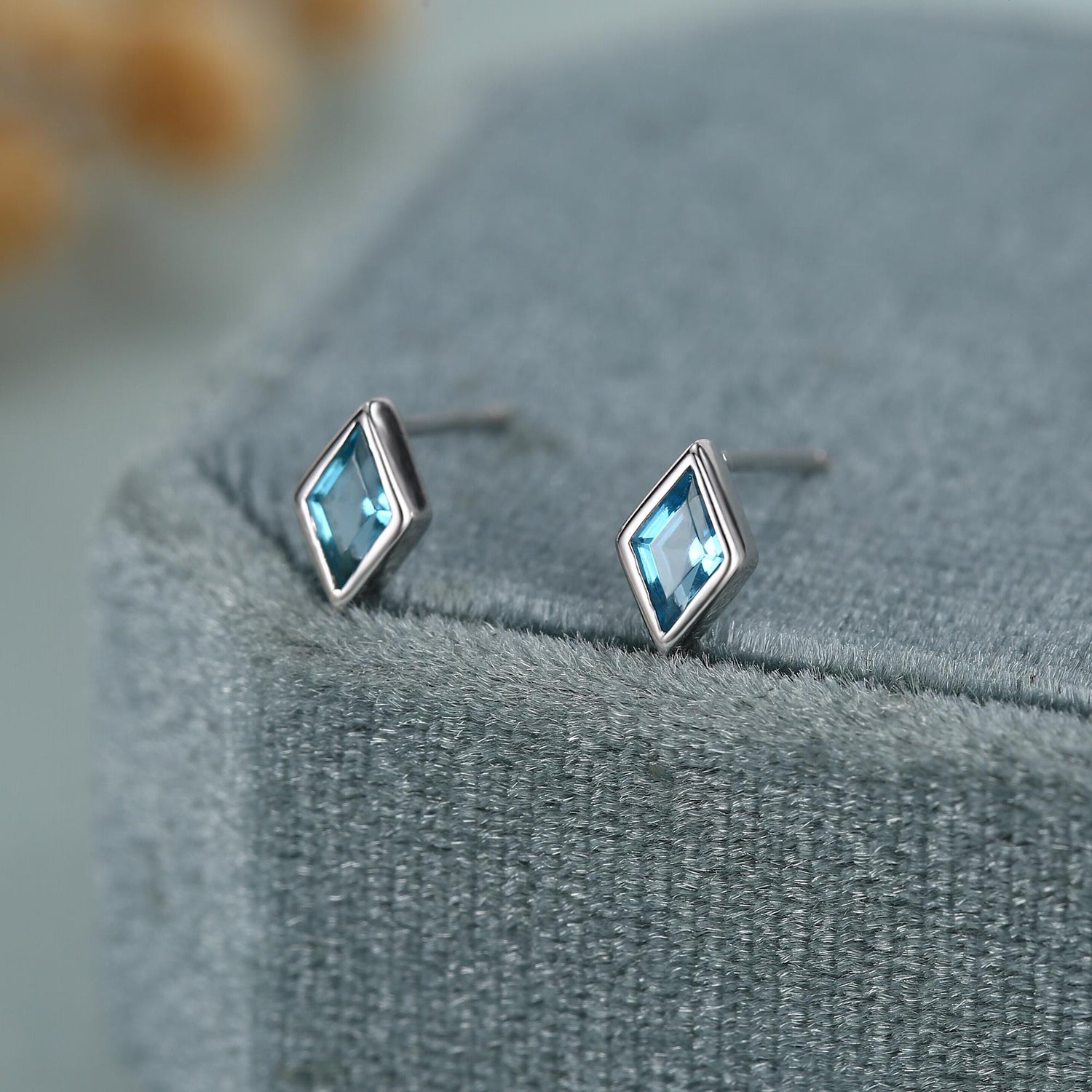 Sterling Silver Sky Blue CZ Rhombus Stud Earrings