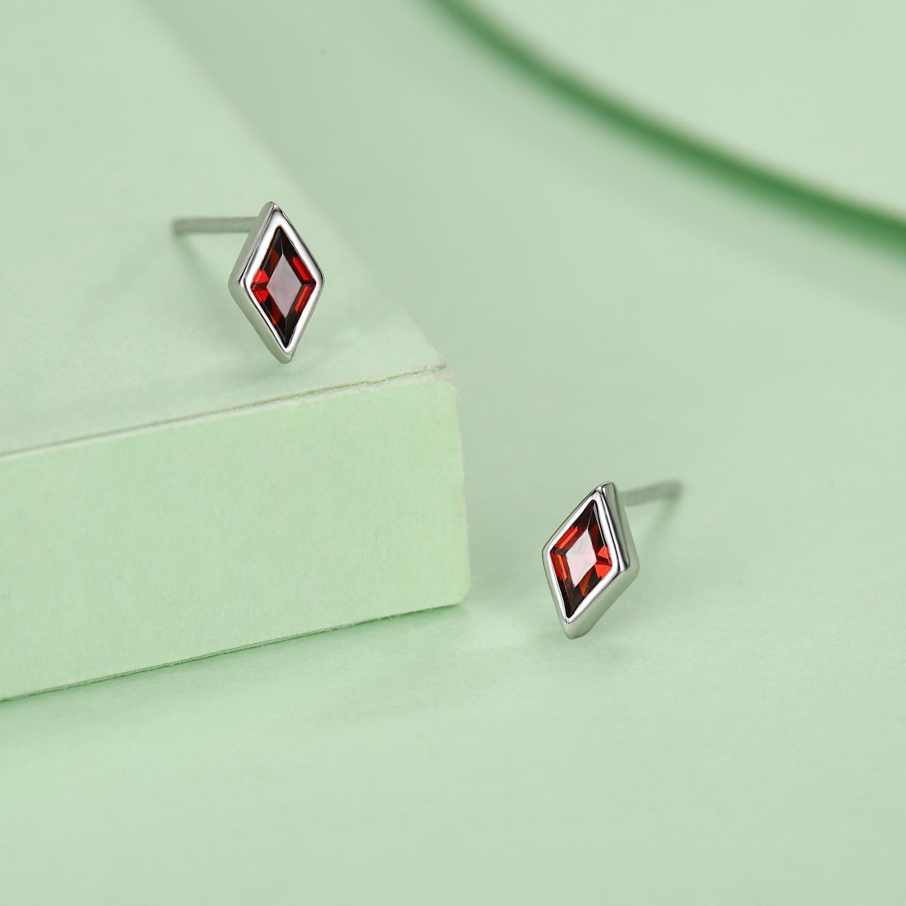 Sterling Silver Garnet Red CZ Rhombus Stud Earrings