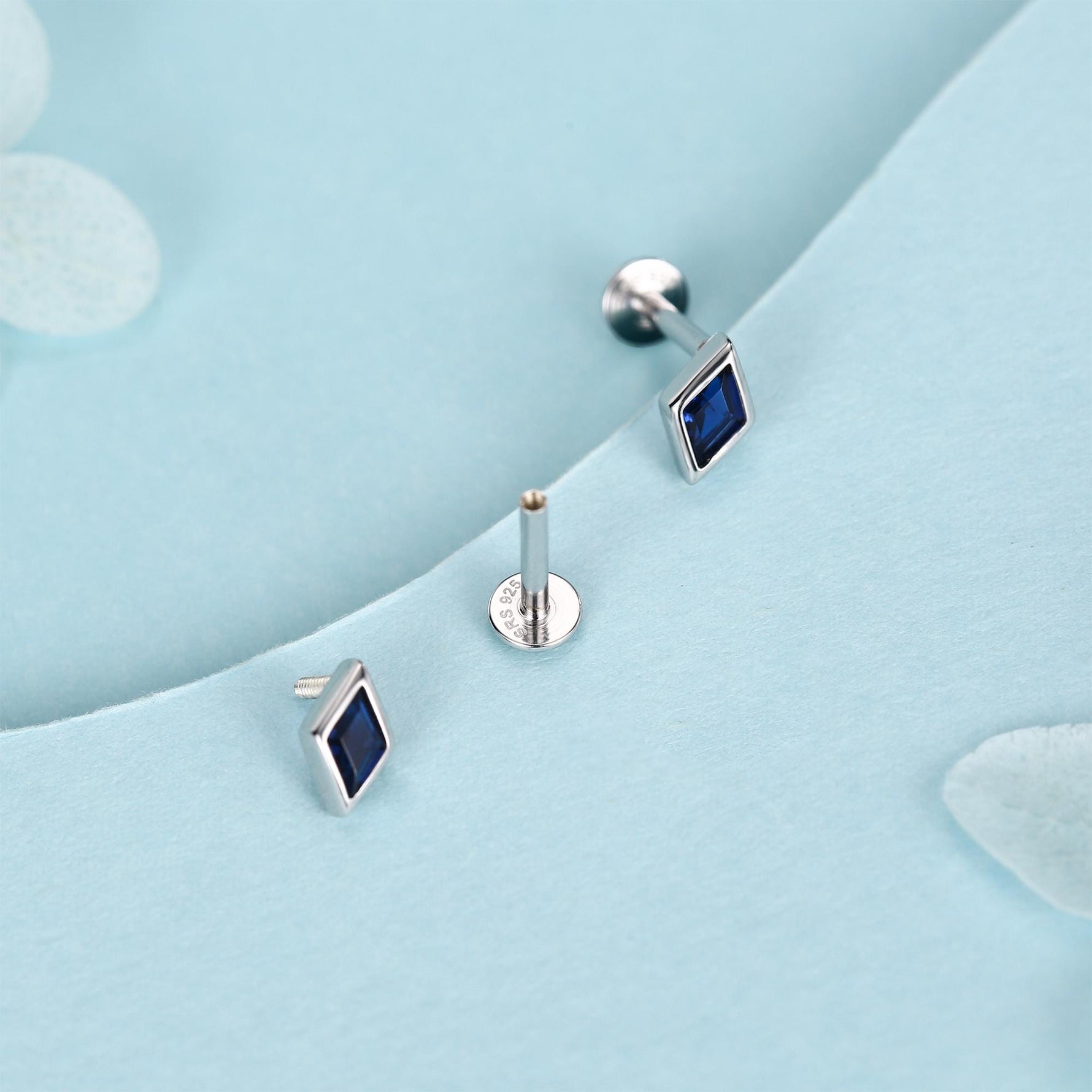 Sterling Silver Sapphire Blue CZ Rhombus 16G Flat Back Labret Earrings