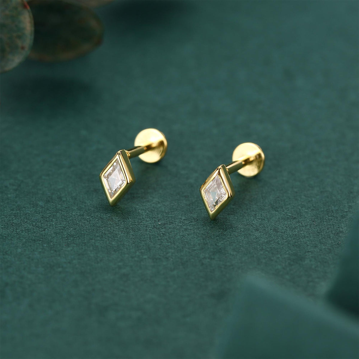 Sterling Silver Clear CZ Rhombus 16G Flat Back Labret Earrings