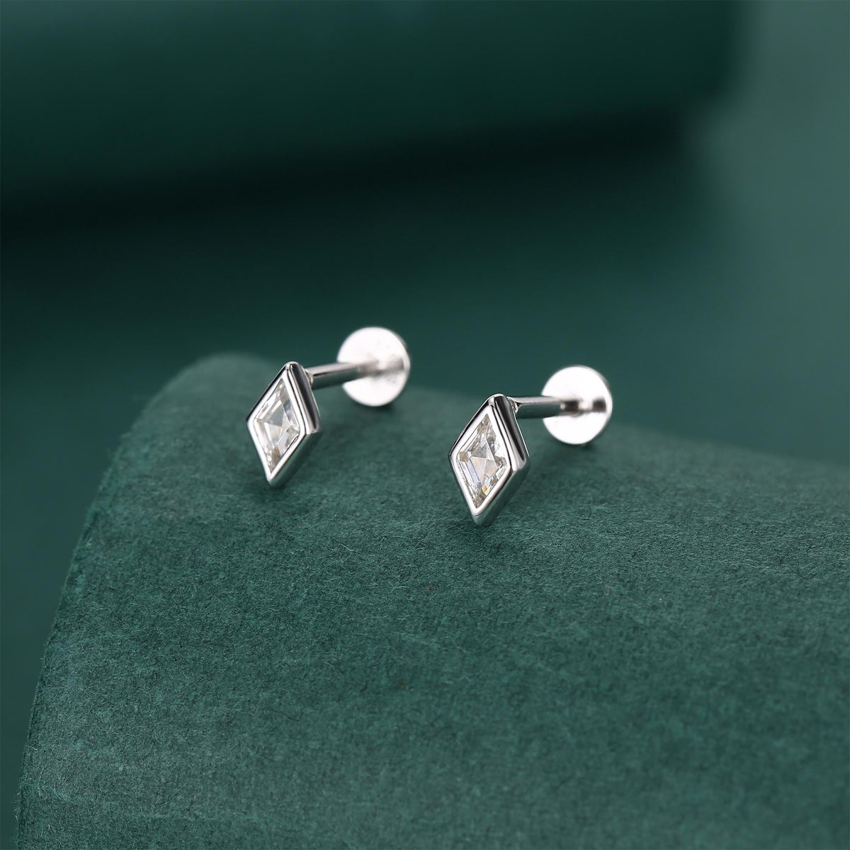Sterling Silver Clear CZ Rhombus 16G Flat Back Labret Earrings