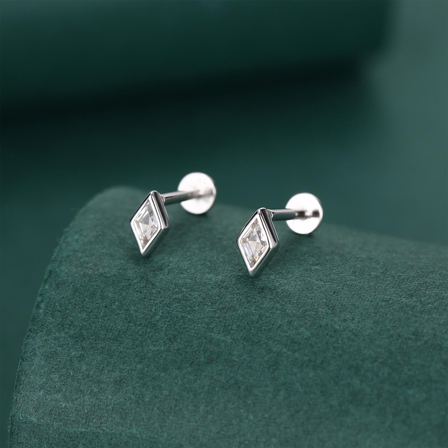 Sterling Silver Clear CZ Rhombus 16G Flat Back Labret Earrings