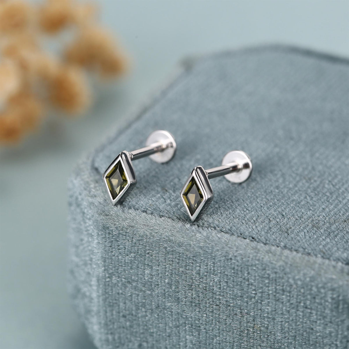Sterling Silver Olive Green CZ Rhombus 16G Flat Back Labret Earrings