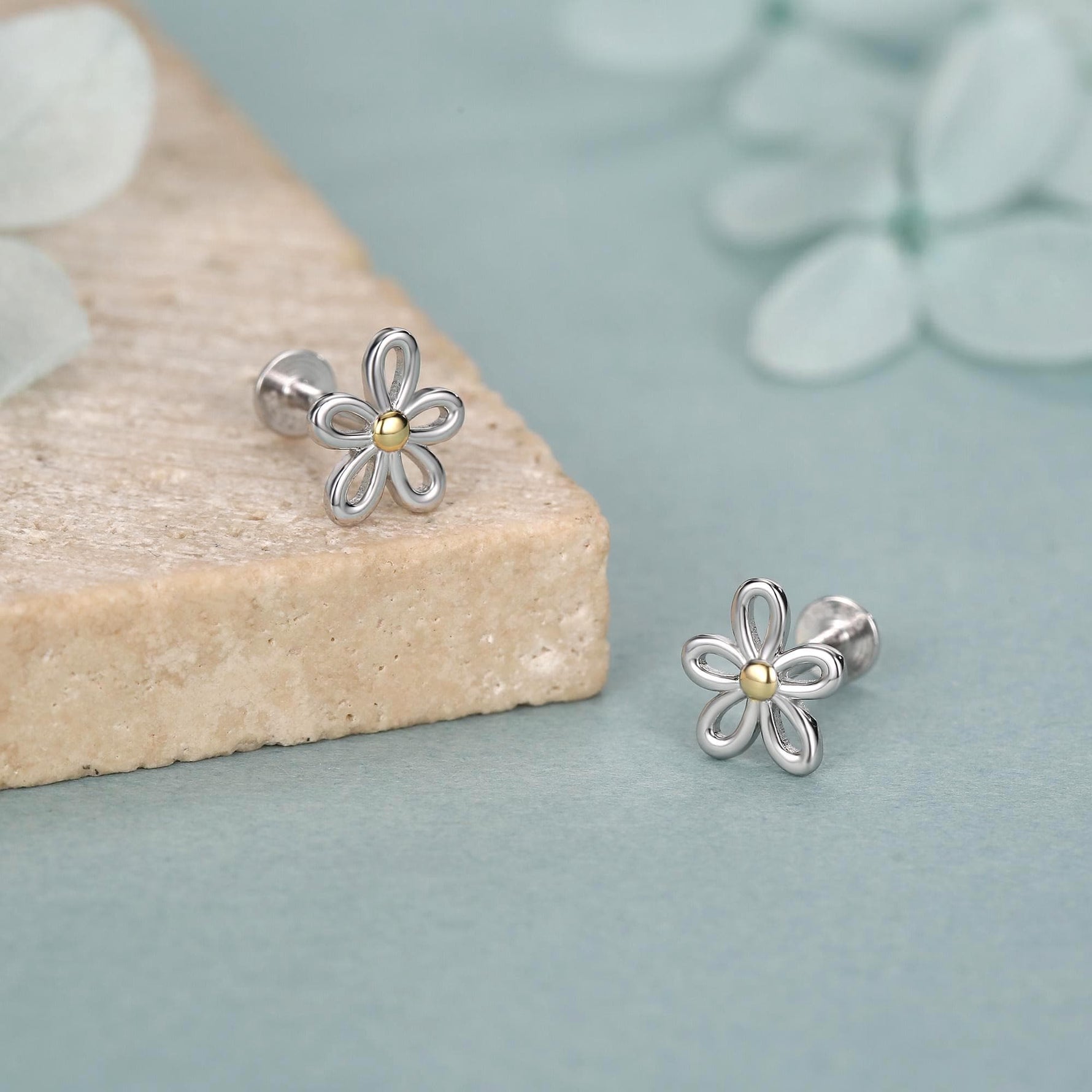 Sterling Silver Two Tone Daisy 16G Flat Back Labret Earrings