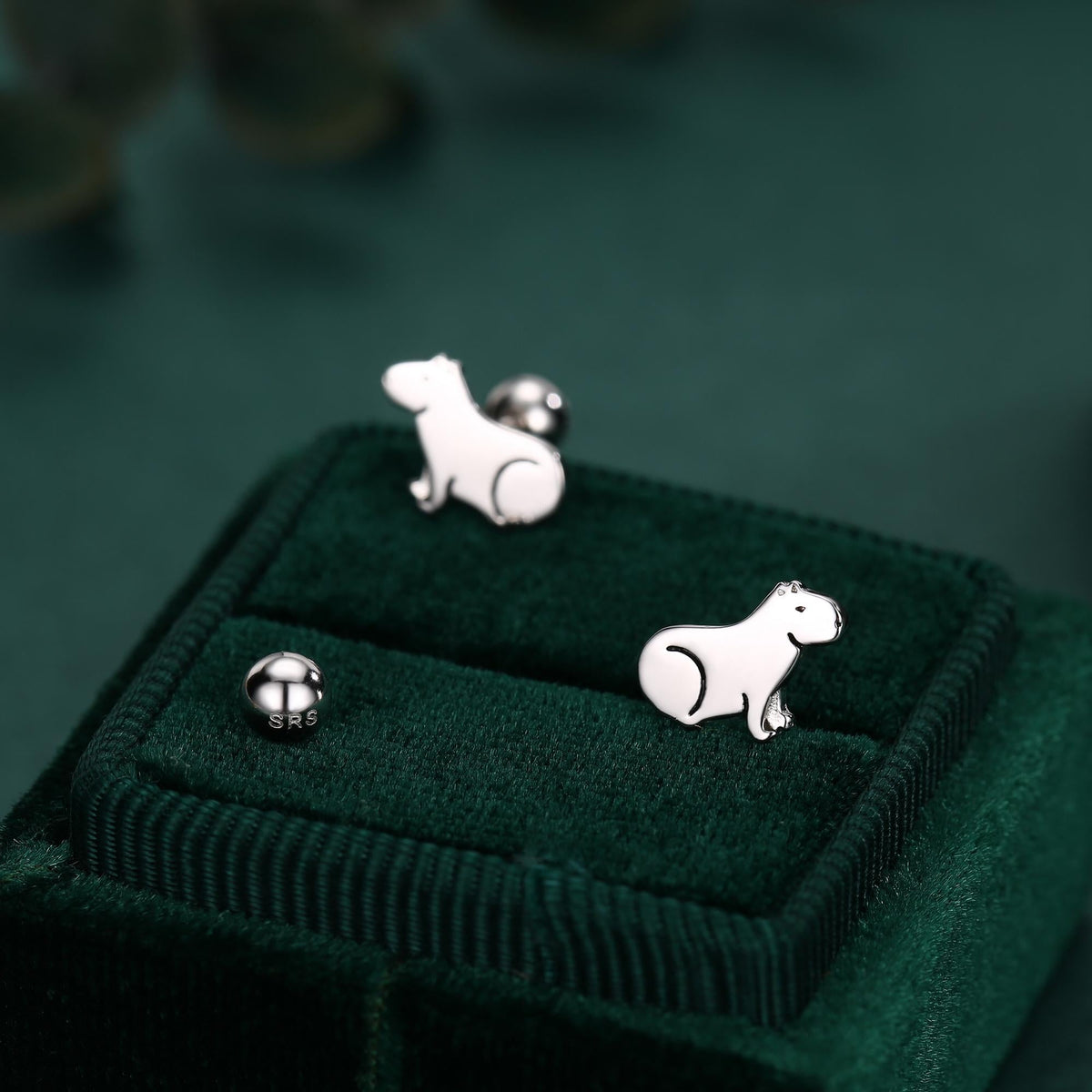 Sterling Silver Guinea Pig 18G Screw Back Stud Earrings