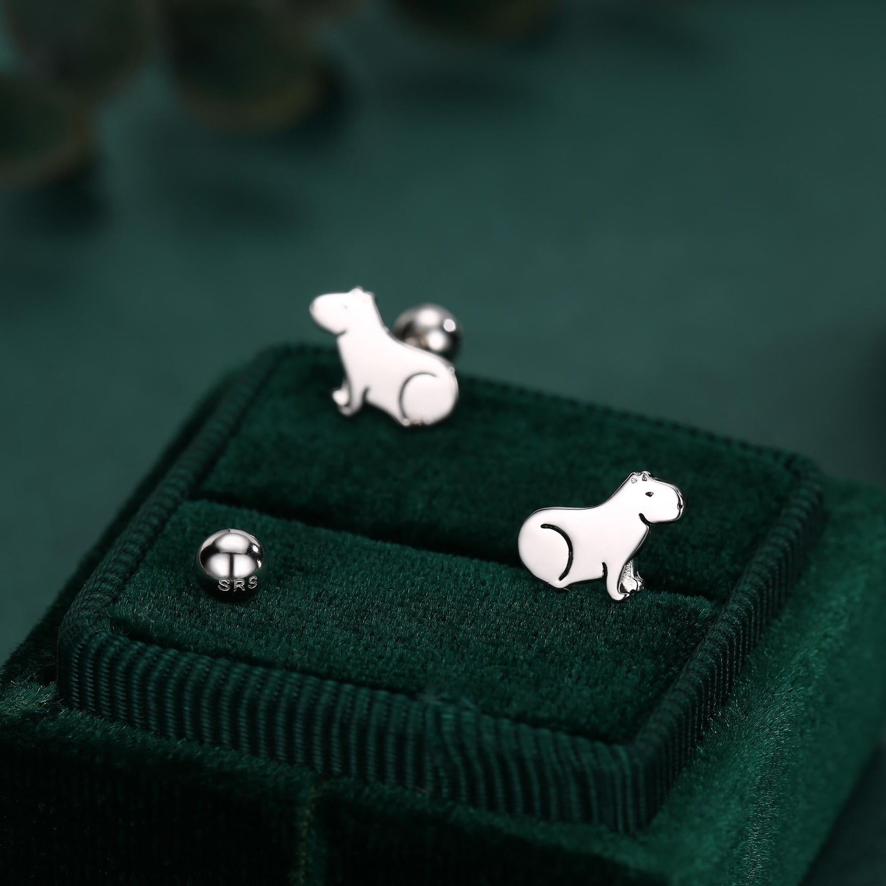 Sterling Silver Guinea Pig 18G Screw Back Stud Earrings