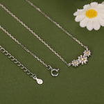 Sterling Silver Daisy Flower Trio Pendant Necklace, Three Flower Necklace, Daisy Chain Necklace, Two Tone Flower Pendant Necklace
