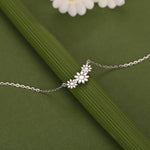 Sterling Silver Daisy Flower Trio Pendant Necklace, Three Flower Necklace, Daisy Chain Necklace, Two Tone Flower Pendant Necklace