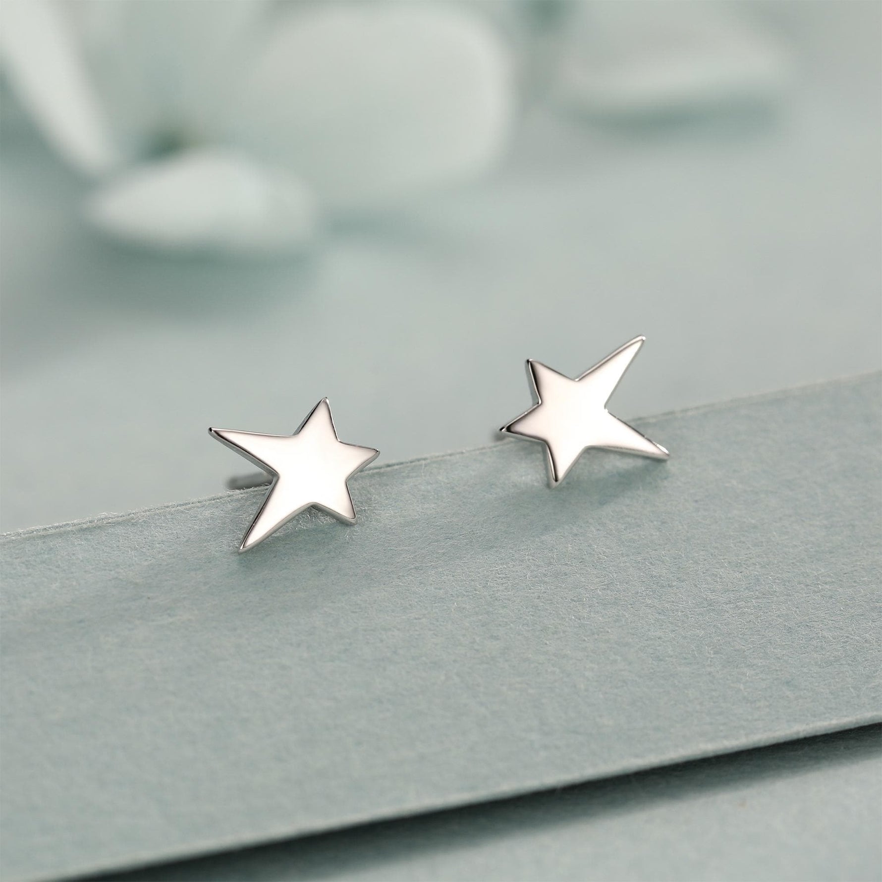 Tiny Shooting Star Stud Earrings in Sterling Silver, Silver Gold or Rose Gold, Star Stud Earrings, Celestial Jewellery