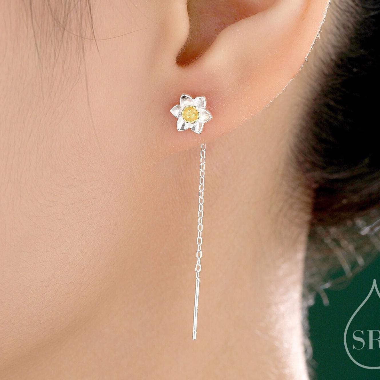 Daffodil Flower Threader Earrings in Sterling Silver, Daffodil with Dangle Chain Earrings, Daffodil Pull Through Chain Earrings