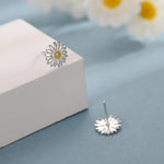 Sterling Silver Daisy Flower Stud Earrings