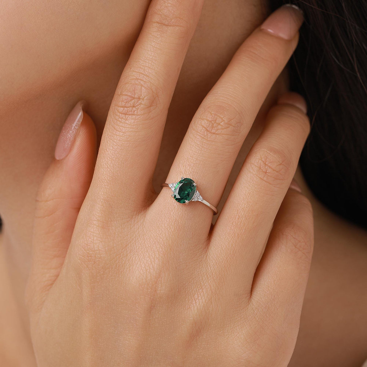 Emerald Green CZ Oval Ring in Sterling Silver, Simulated Emerald Ring, Three CZ, May Birthstone, Vintage Inspired Design, US 5 - 8