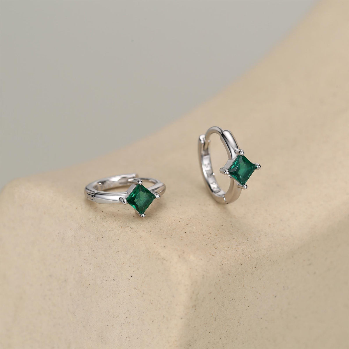 Single Emerald Green CZ Crystal Huggie Hoop in Sterling Silver, Silver or Gold, Minimalist Simple Hoop Earrings