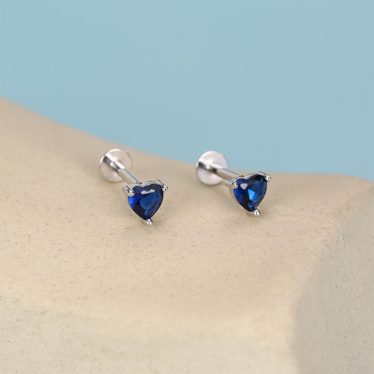 Sterling Silver 4mm Sapphire Blue Heart CZ 16G Flat Back Labret Earrings