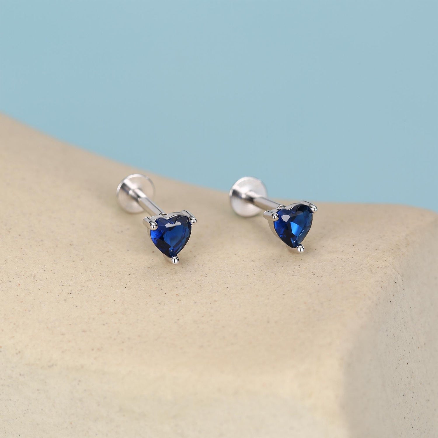 Sterling Silver 4mm Sapphire Blue Heart CZ 16G Flat Back Labret Earrings