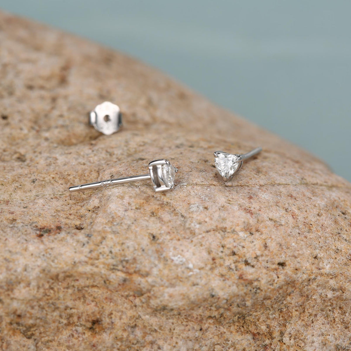 3mm Heart Moissanite Stud Earrings
