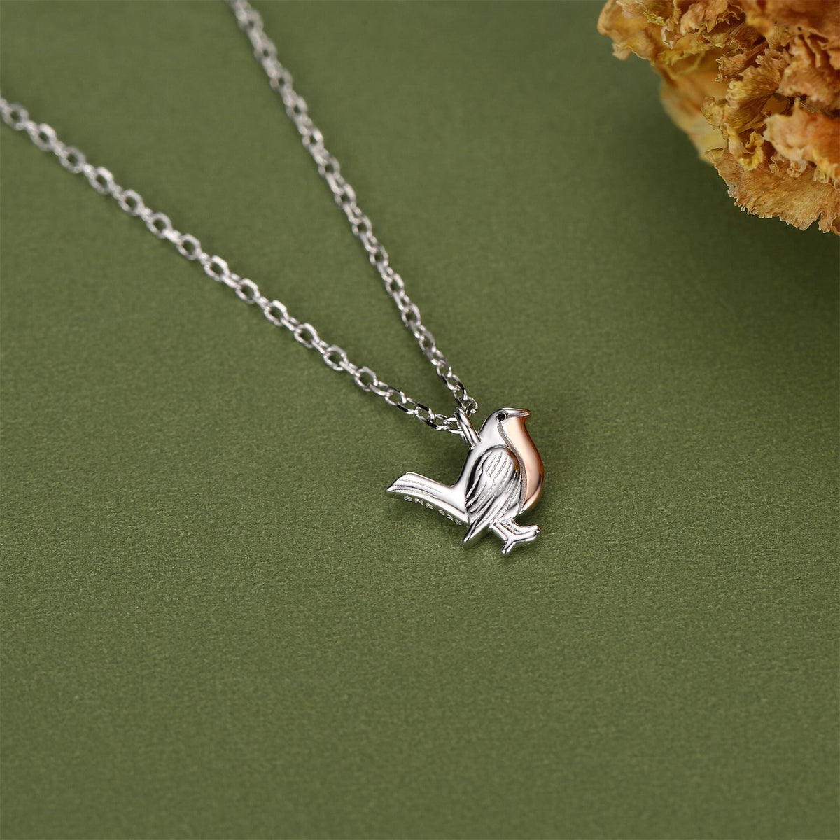 Tiny Robin Bird Pendant Necklace in Sterling Silver, Silver Animal Pendant, Nature Inspired Jewellery, Bird Necklace