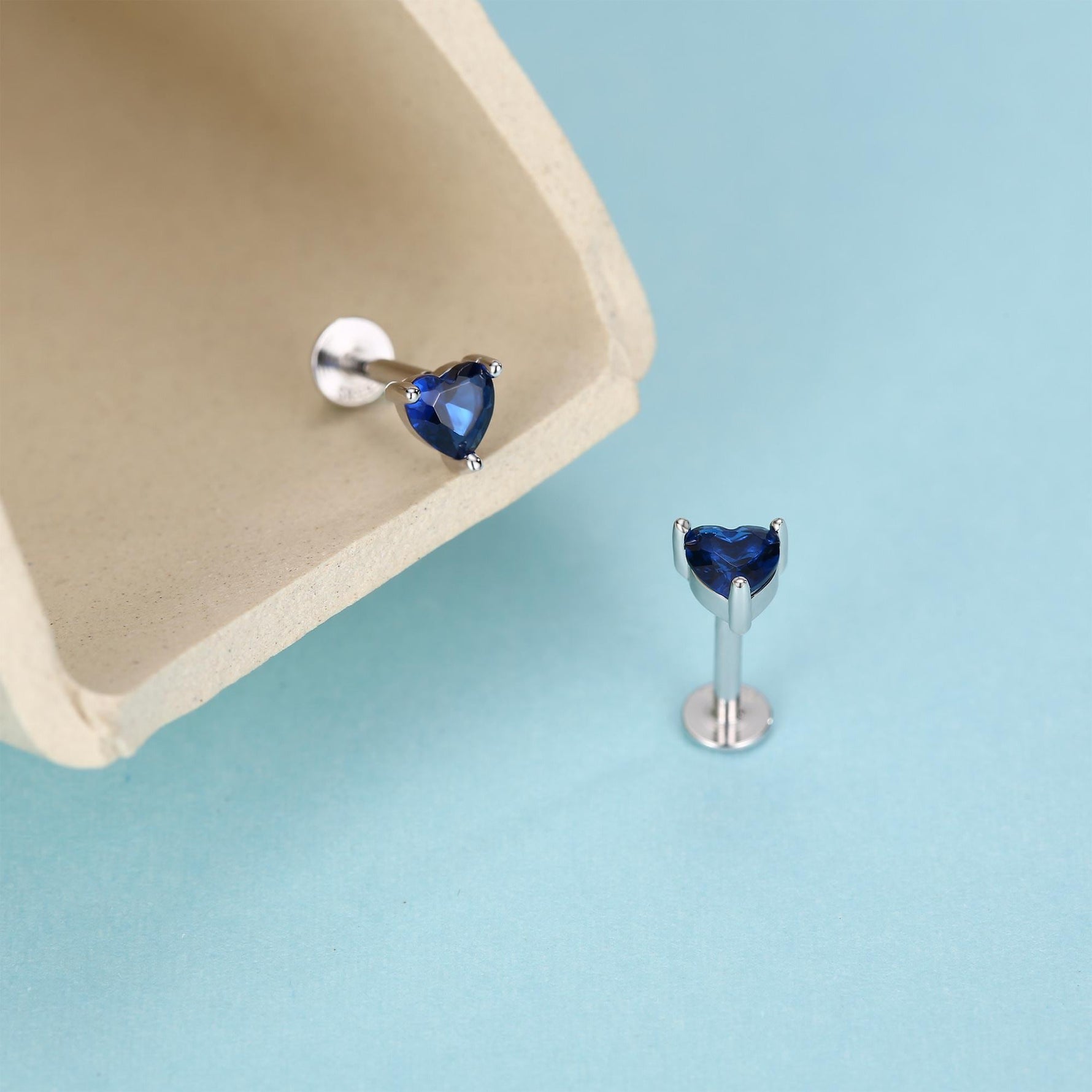 Sterling Silver 4mm Sapphire Blue Heart CZ 16G Flat Back Labret Earrings