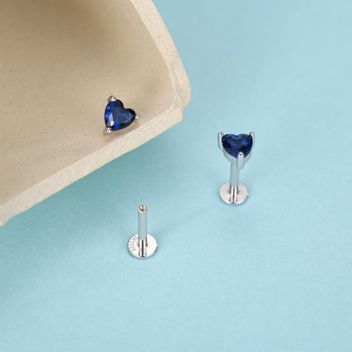 Sterling Silver 4mm Sapphire Blue Heart CZ 16G Flat Back Labret Earrings