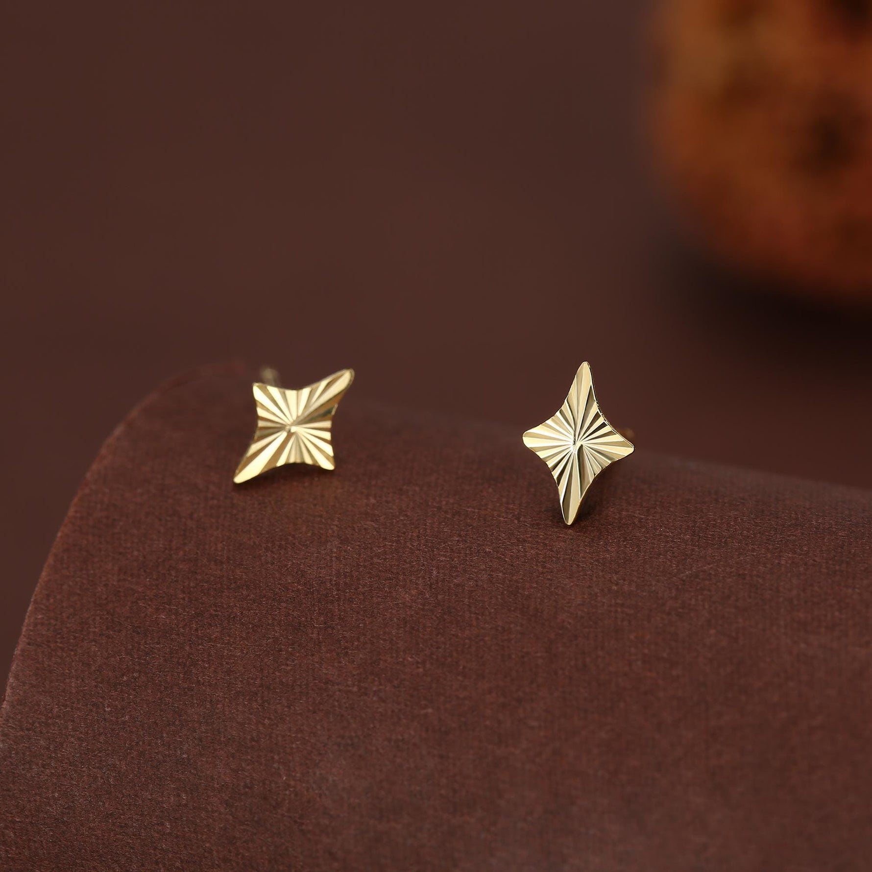 Sterling Silver Sunburst Kite 18G Screw Back Earrings