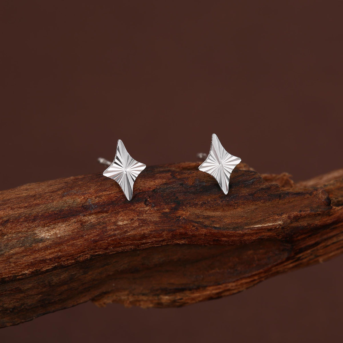 Sterling Silver Sunburst Rhombus Kite Star 16G Flat Back Earrings