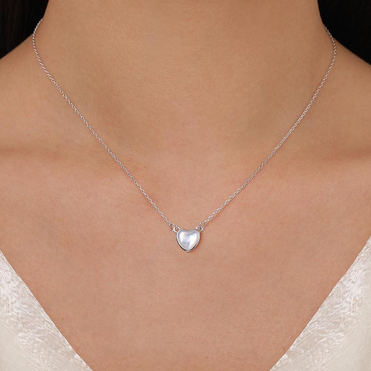 Mother of Pearl Heart Pendant Necklace in Sterling Silver, Silver or Gold or Rose Gold, Natural Mother of Pearl Heart Necklace