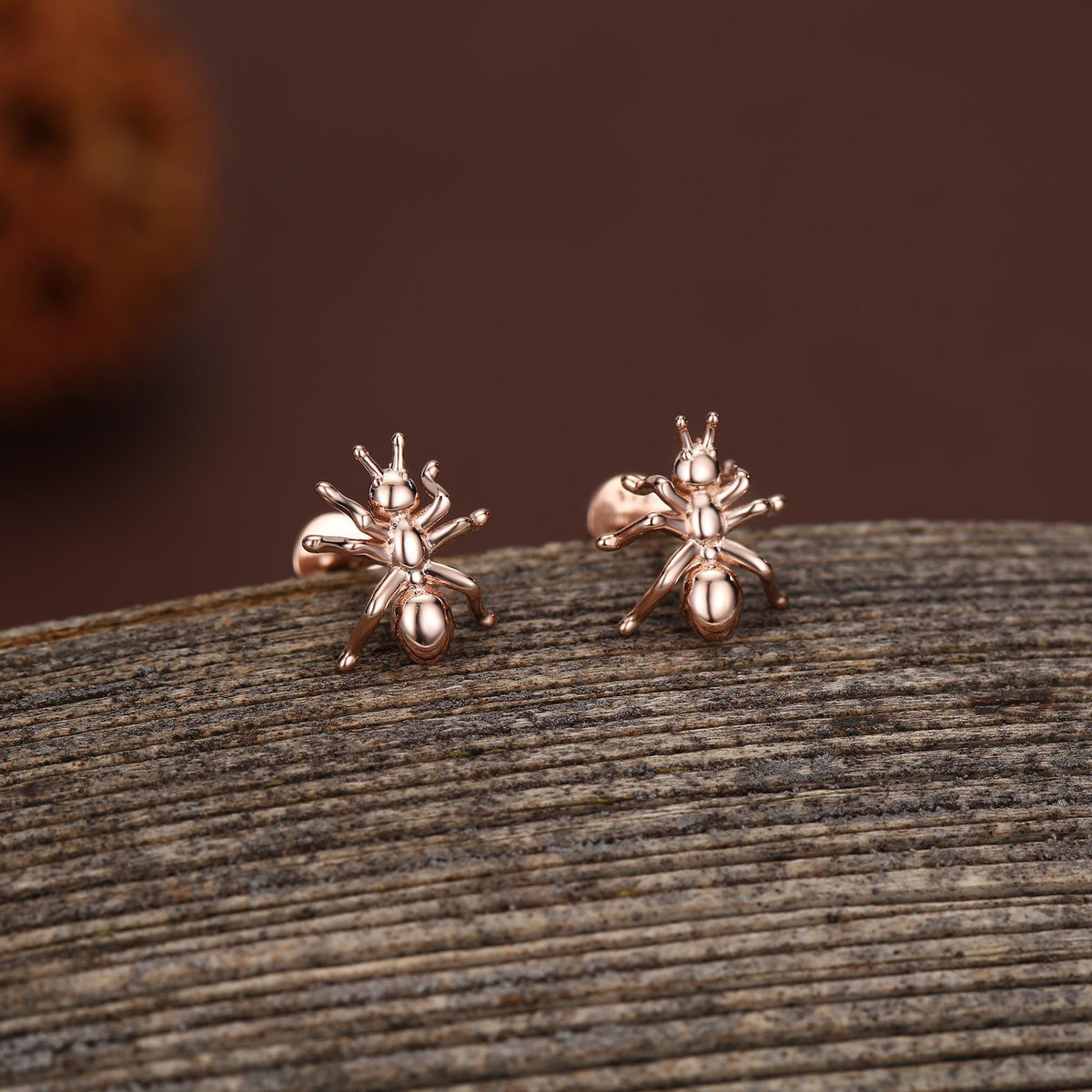 Sterling Silver Ant 16G Flat Back Labret Earrings