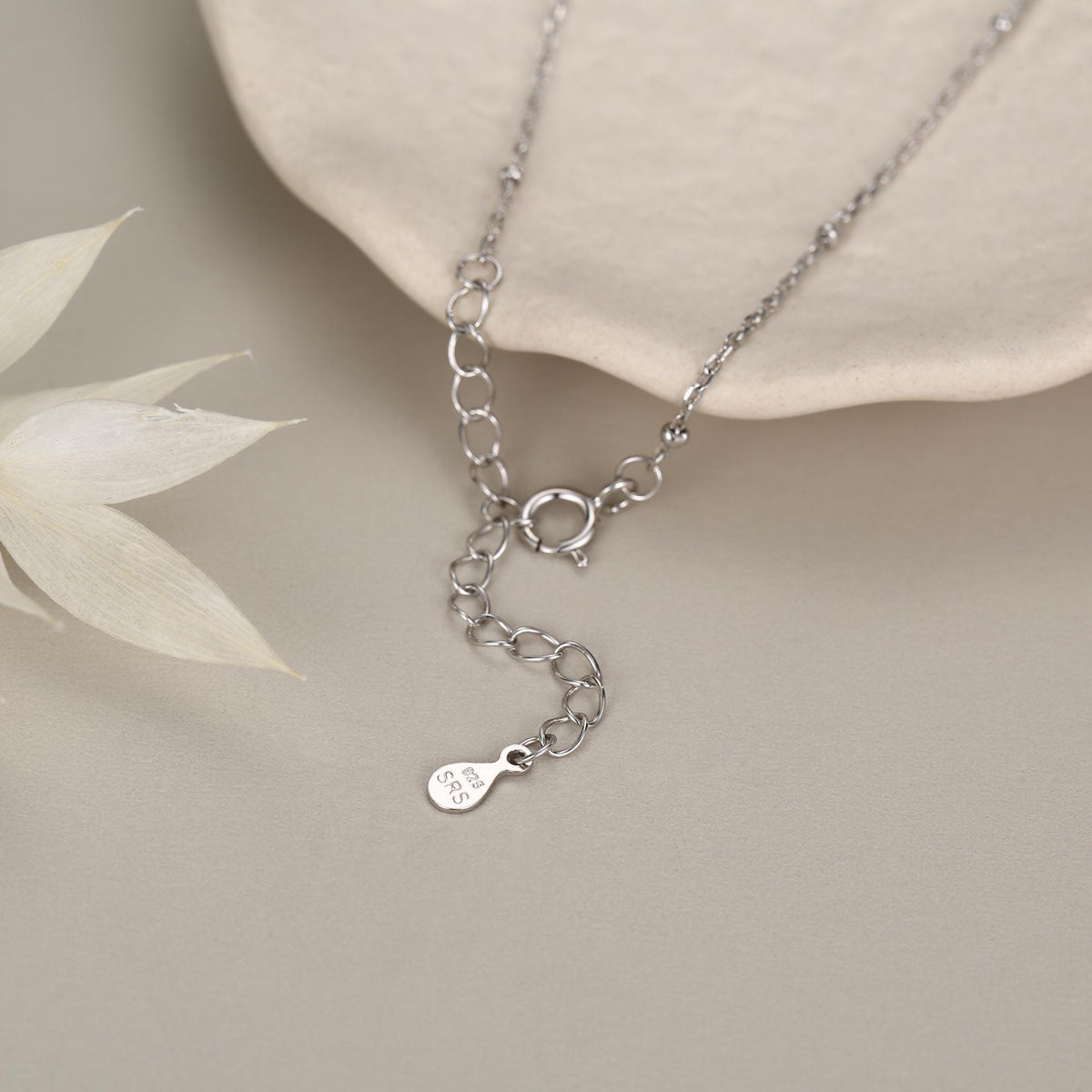 Baroque Pearl Drop Pendant Necklace