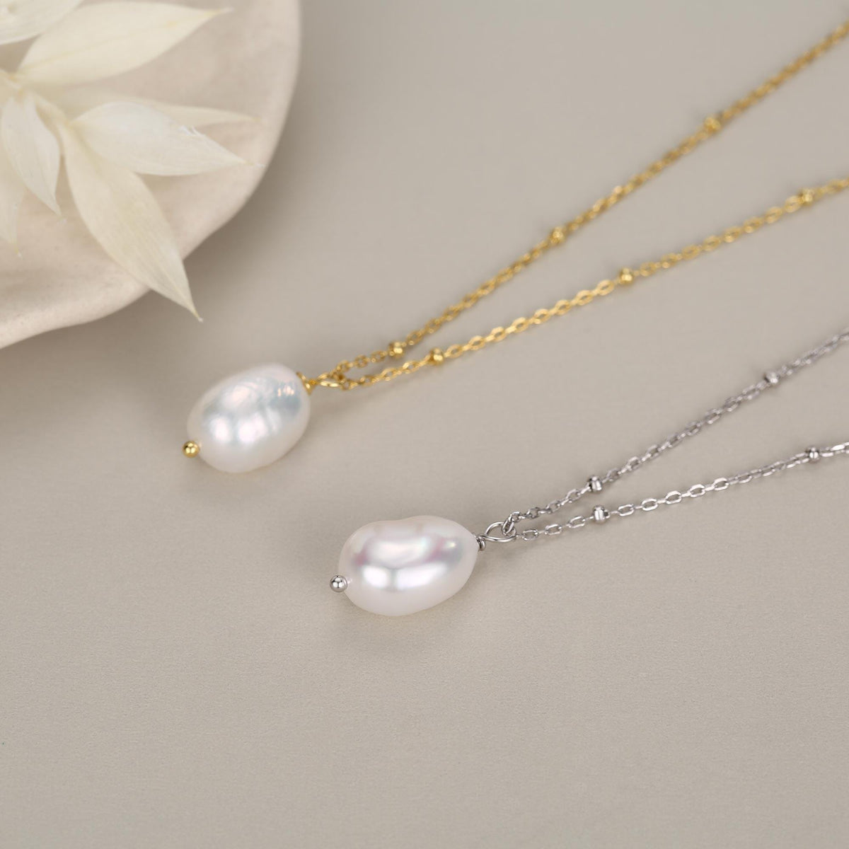 Baroque Pearl Drop Pendant Necklace