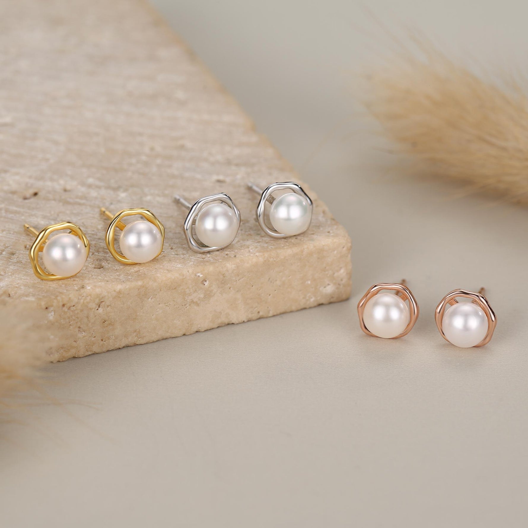 Genuine Freshwater Pearl and Irregular Circle Stud Earrings in Sterling Silver, Delicate Keshi Pearl Halo Earrings, Genuine Pearls