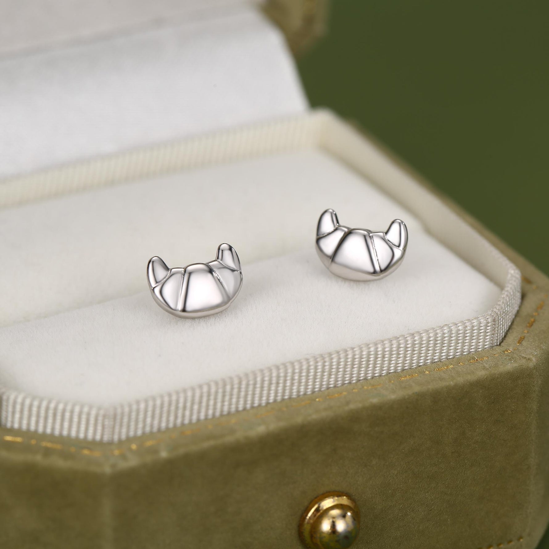 Croissant Bread Stud Earrings in Sterling Silver, Silver or Gold, French Croissant Earrings, Food Earrings,