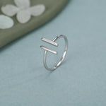 Minimalist Asymmetric Bar Open Ring